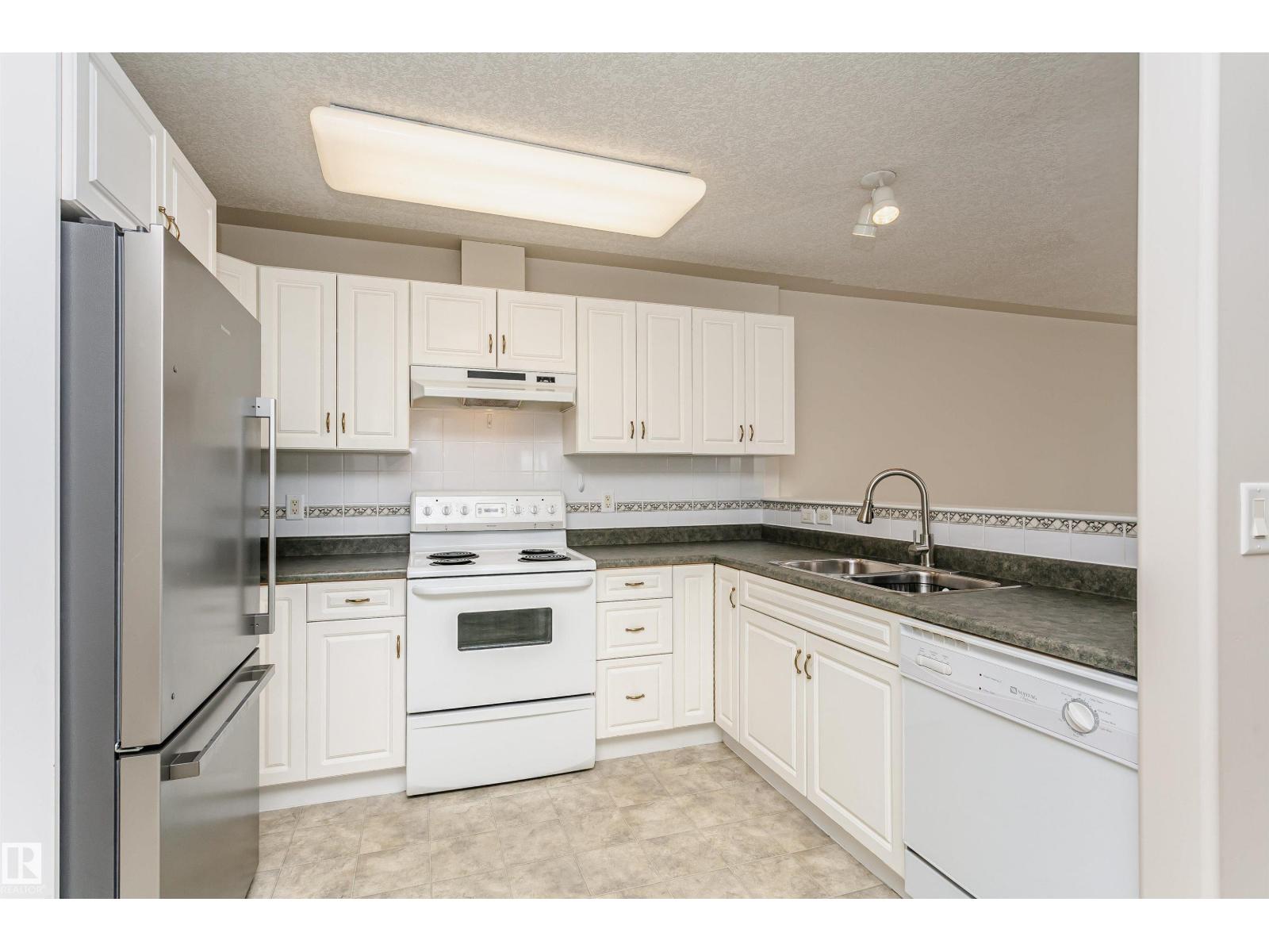 #413 237 YOUVILLE DR E NW - 16