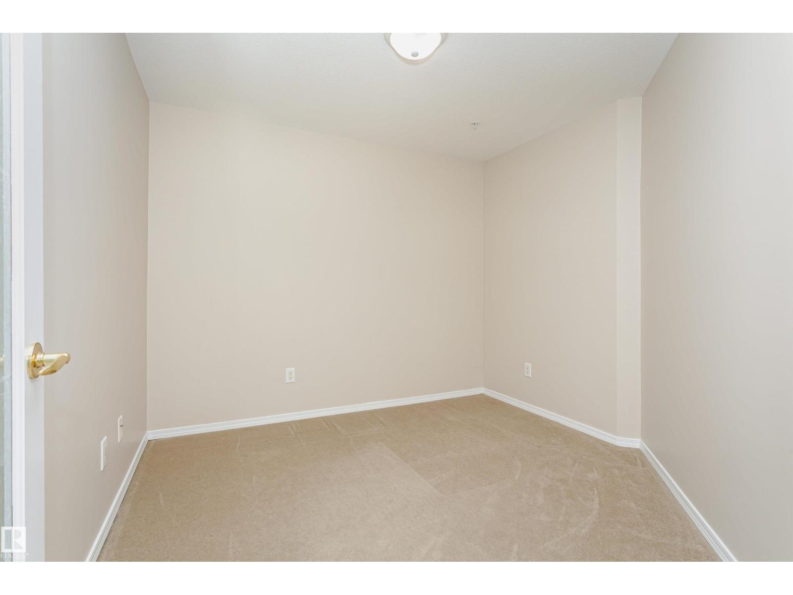 #413 237 YOUVILLE DR E NW - 31