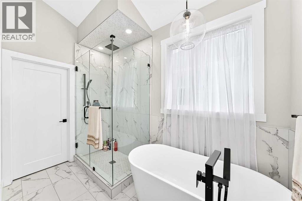 22 St Andrews Close - 25