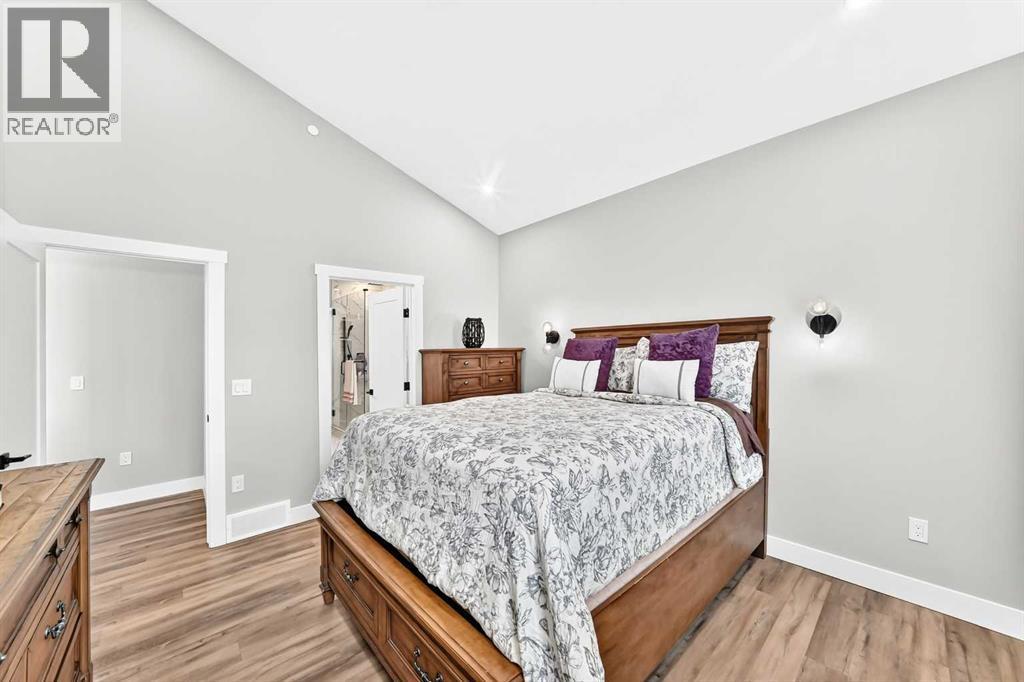 22 St Andrews Close - 23