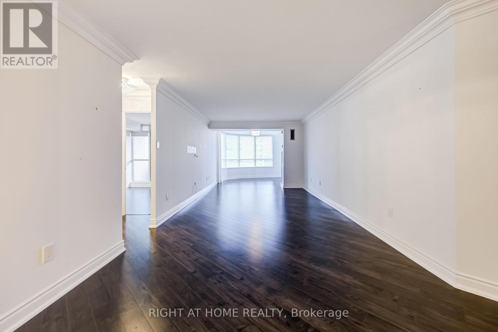 #412 333 CLARK AVENUE W - 13
