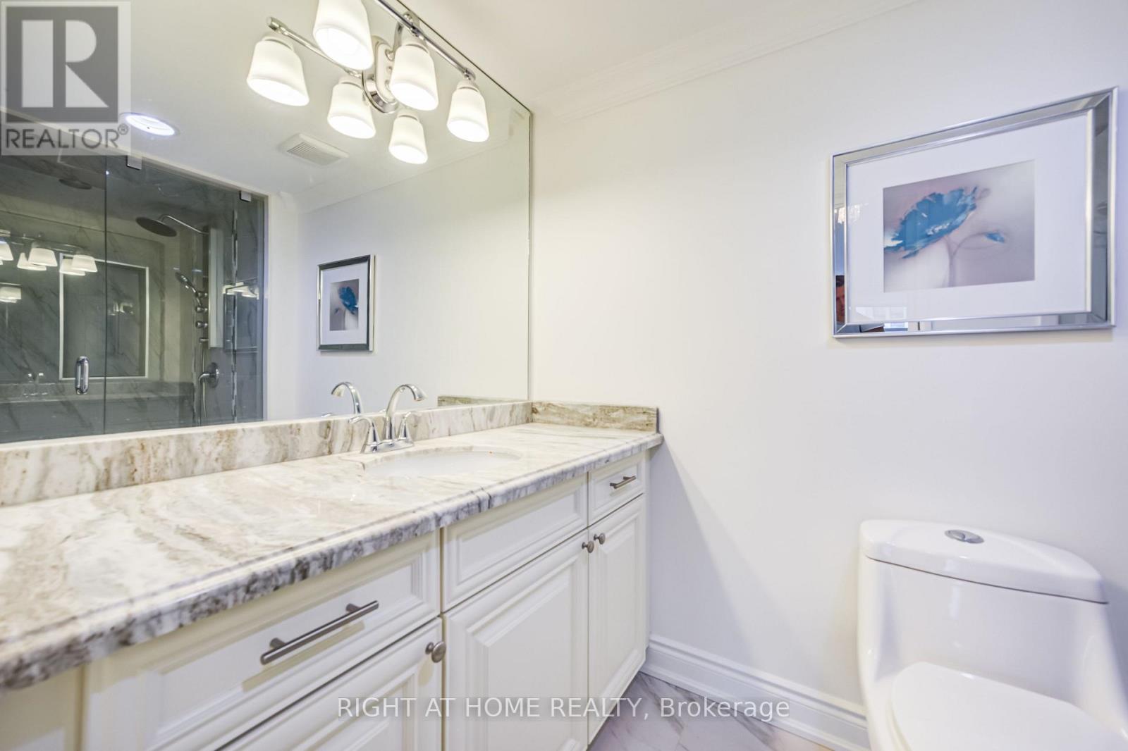 #412 333 CLARK AVENUE W - 29