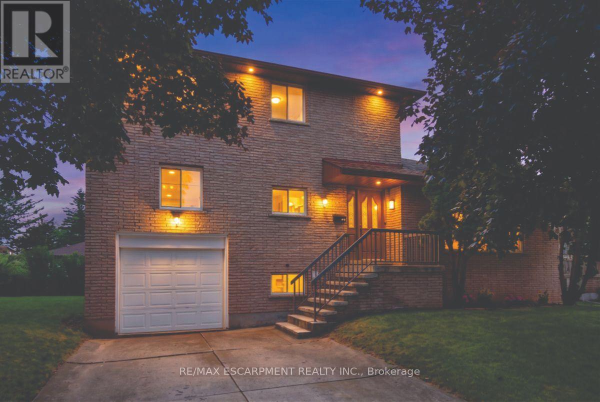 345 BERKINDALE DRIVE - 2