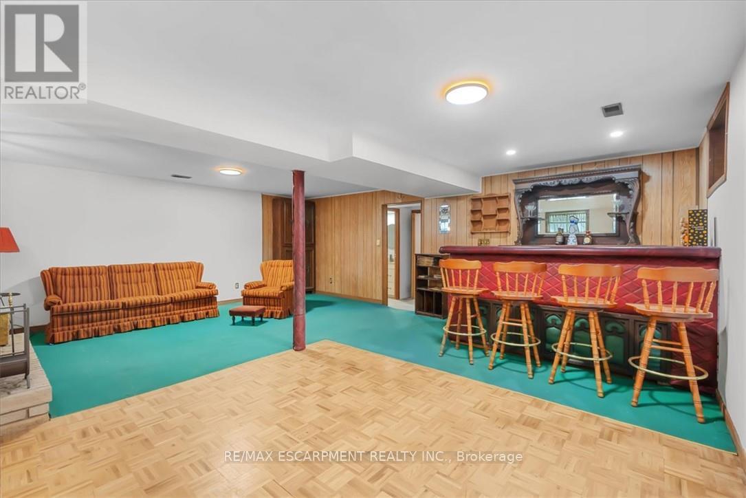 345 BERKINDALE DRIVE - 31