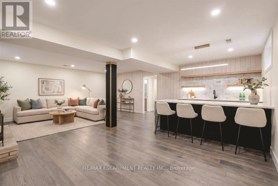 345 BERKINDALE DRIVE - 30