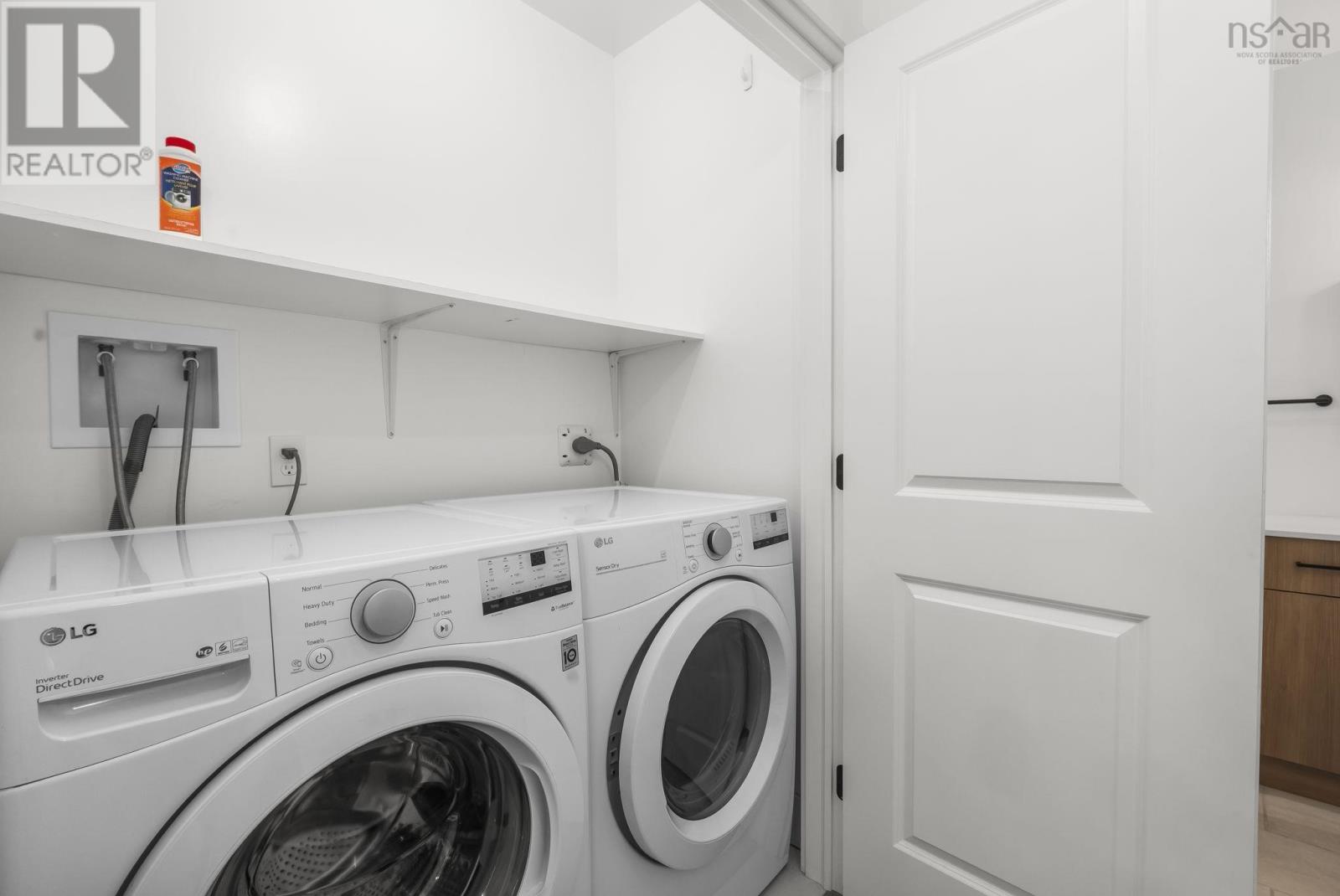 42 Elizabeth Avenue - 36