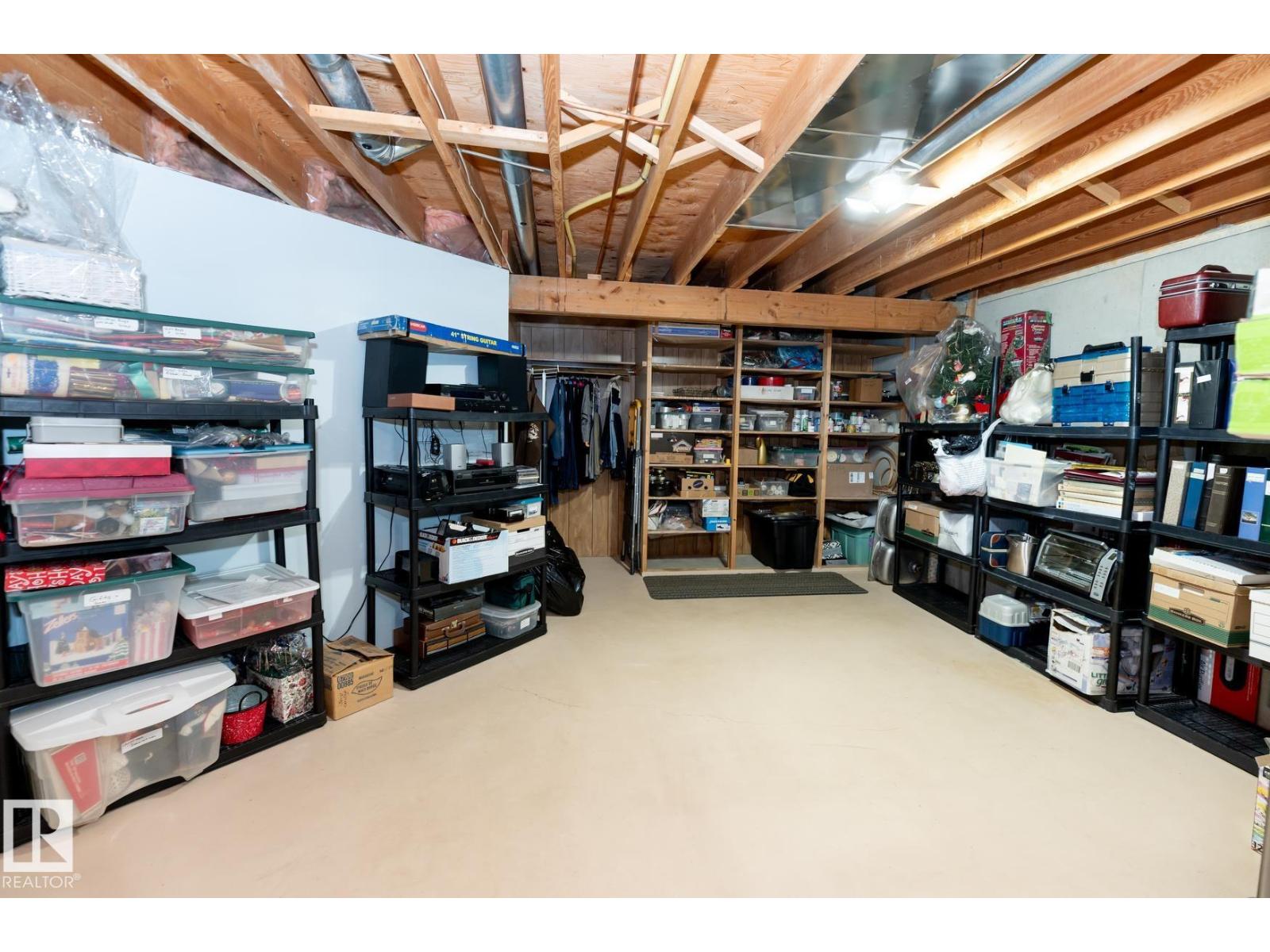 10860 25 AV NW - 29