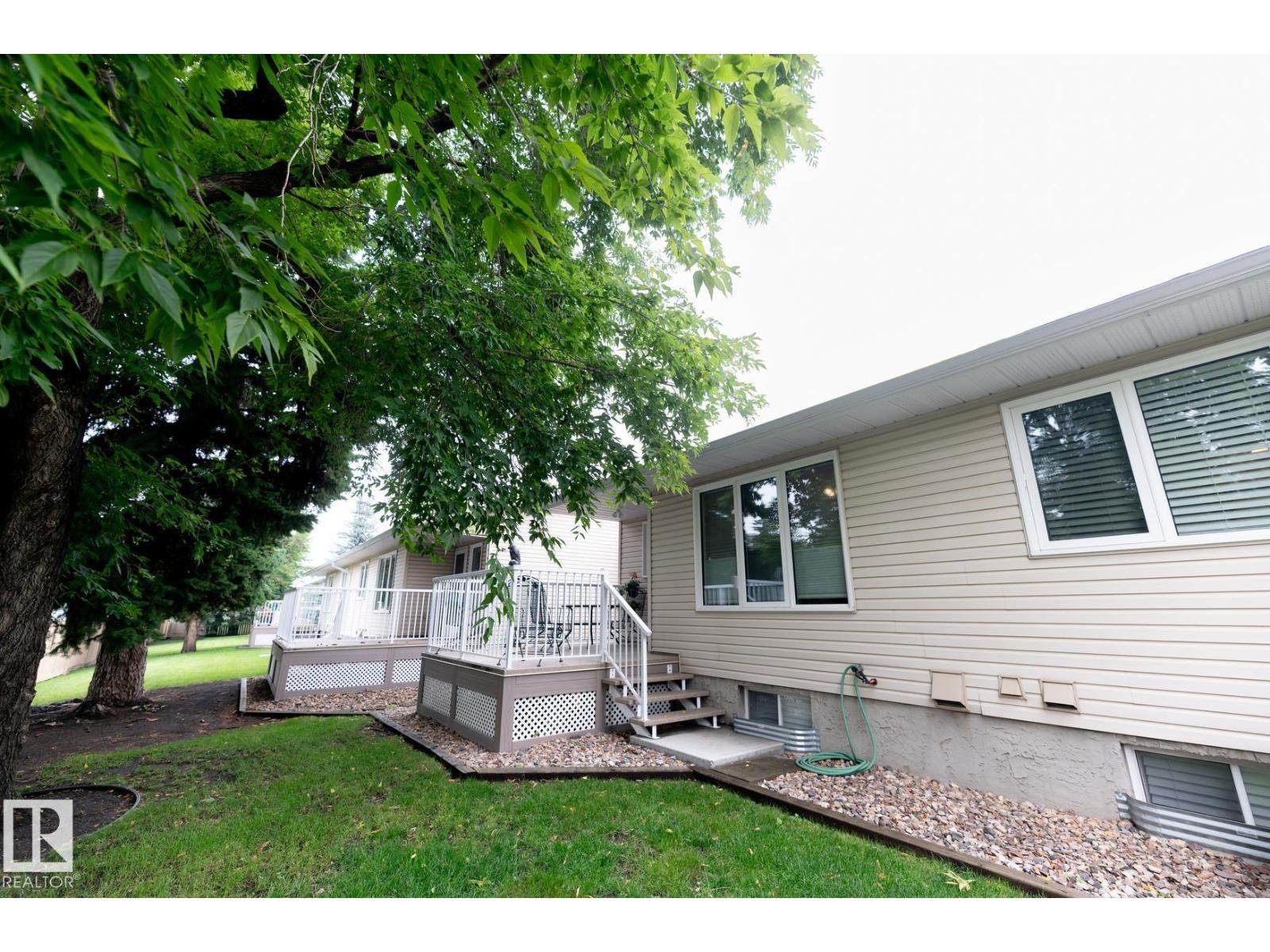 10860 25 AV NW - 34