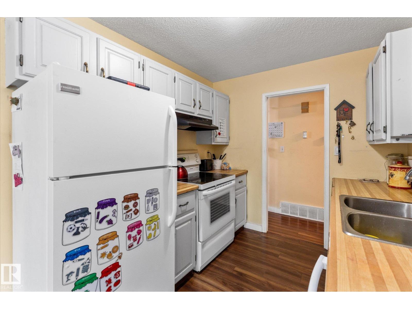 121 GREENWOOD DR - Image 20