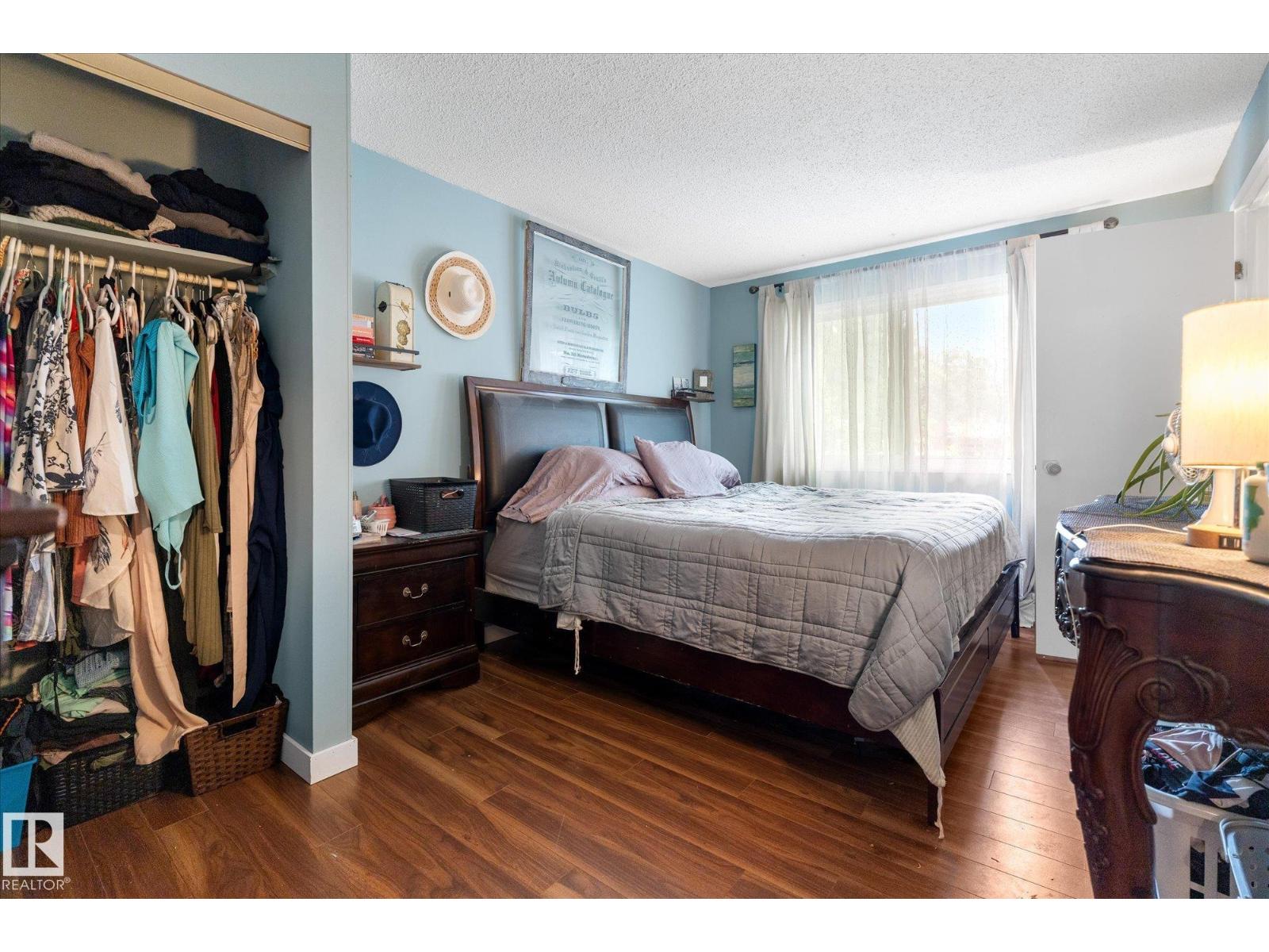 121 GREENWOOD DR - 26