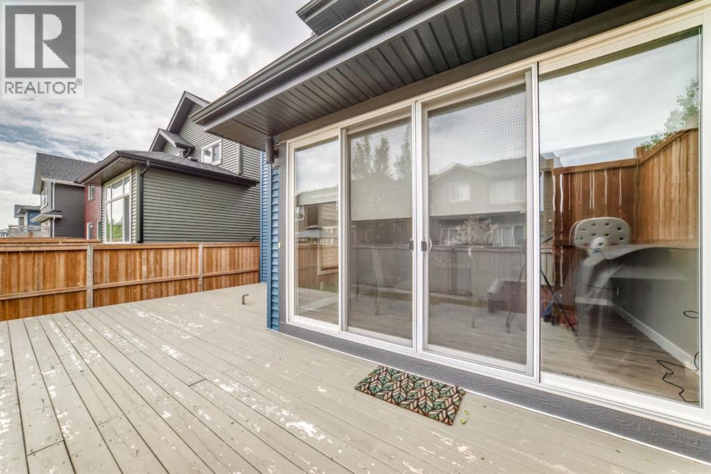 259 Kingfisher Crescent SE - 13