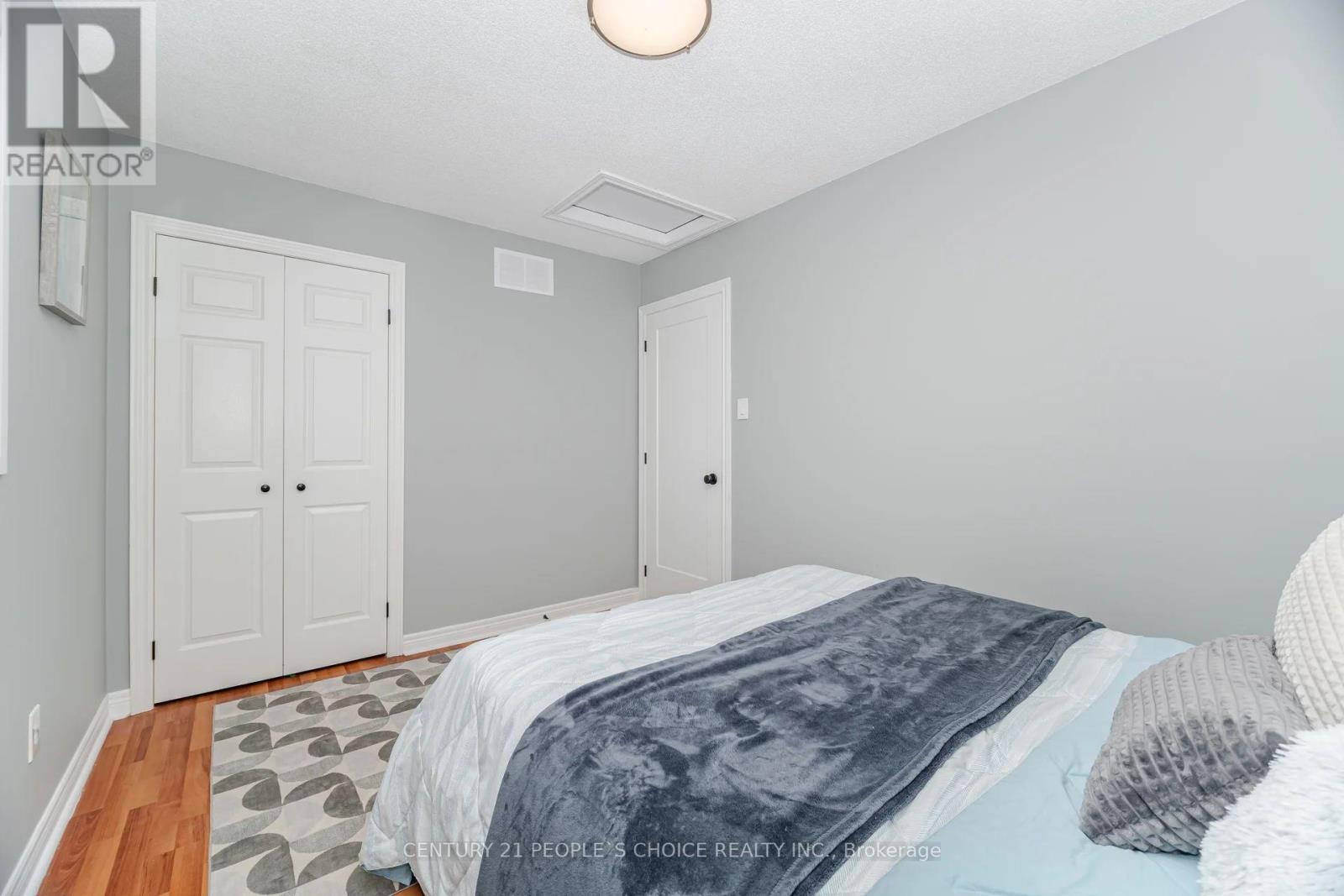 55 VINEBERG DRIVE - 22