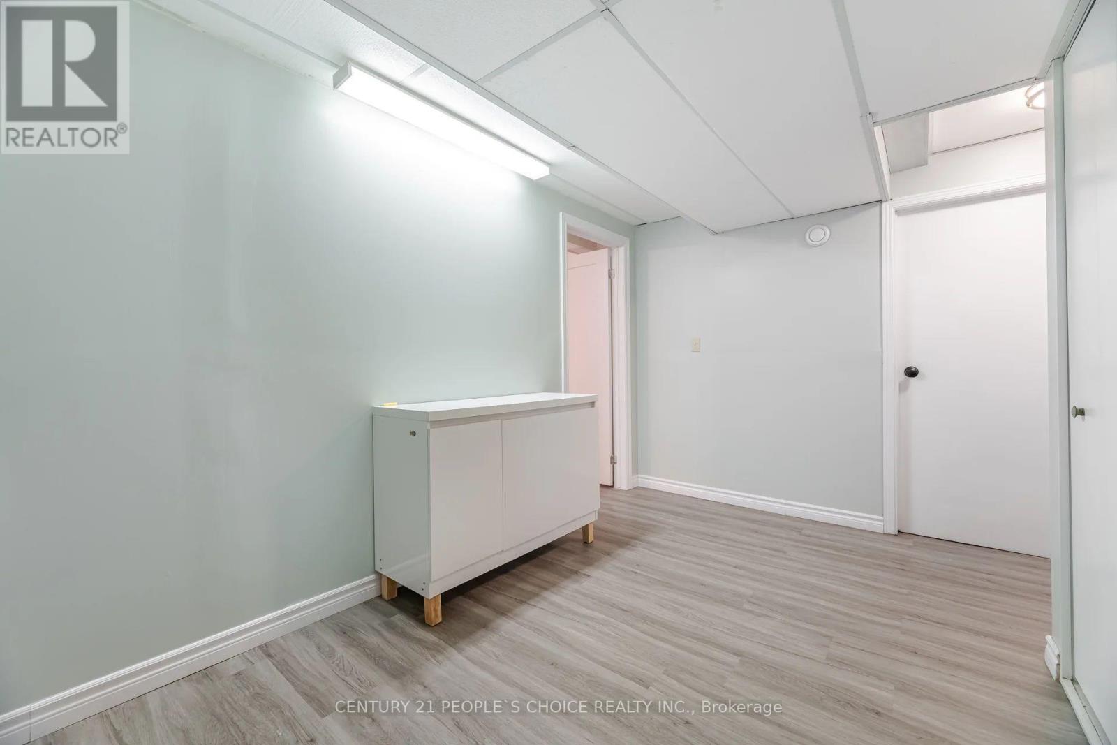 55 VINEBERG DRIVE - 40