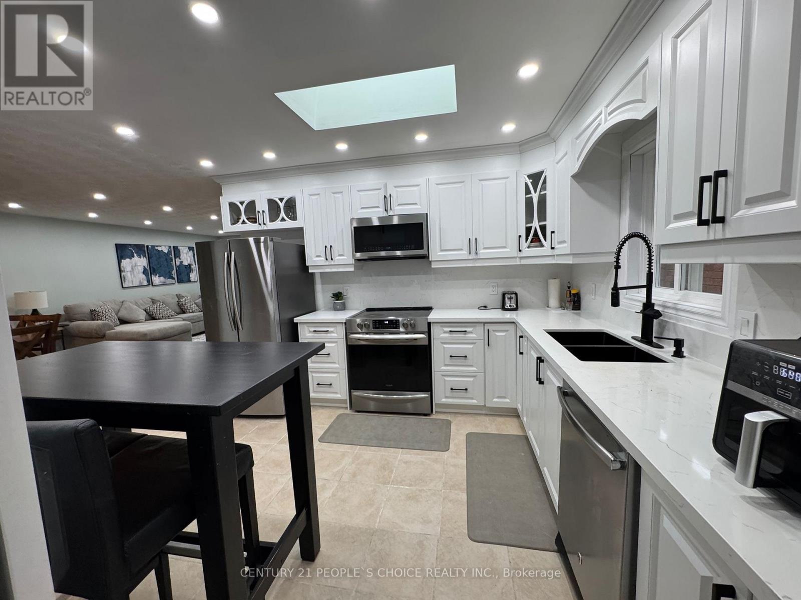 55 VINEBERG DRIVE - 6