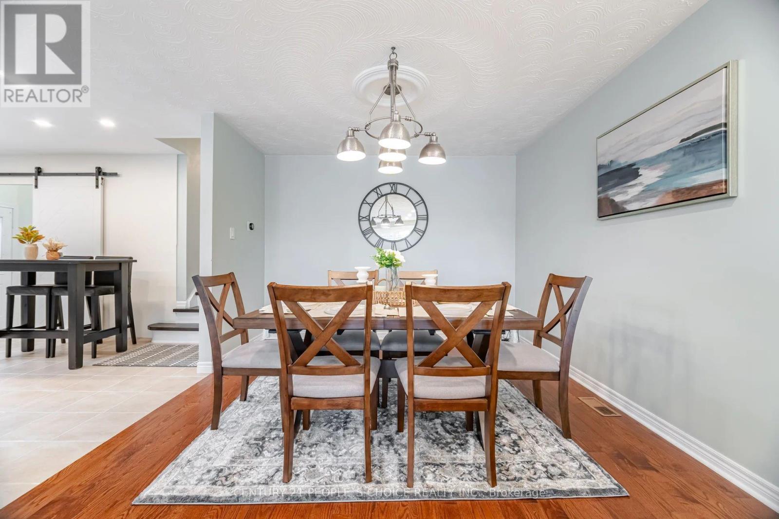 55 VINEBERG DRIVE - 16