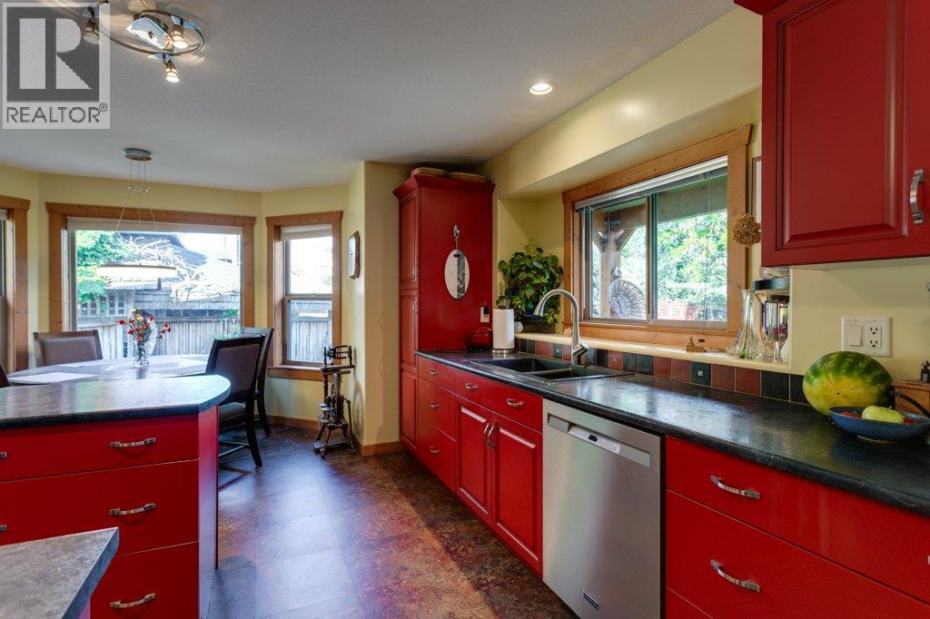 7331 Fintry Delta Road - 16