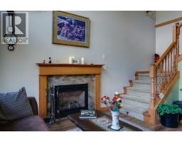 7331 Fintry Delta Road, Kelowna, BC V1Z3V2 Photo 14
