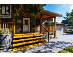 4pc Ensuite bath - 7331 Fintry Delta Road, Kelowna, BC V1Z3V2 Photo 8