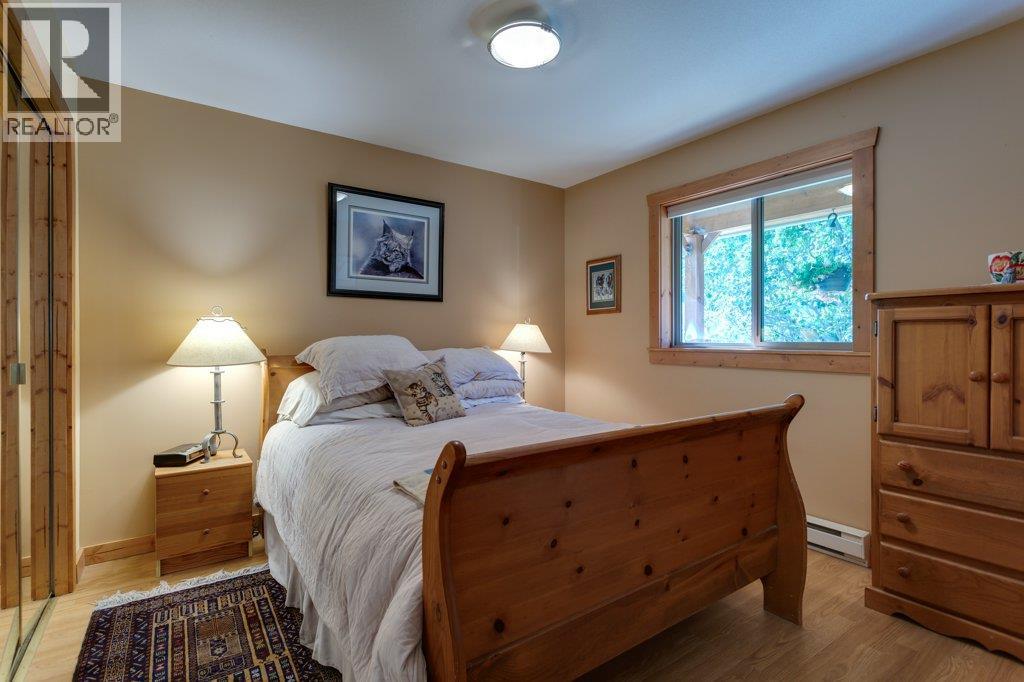 7331 Fintry Delta Road - 29