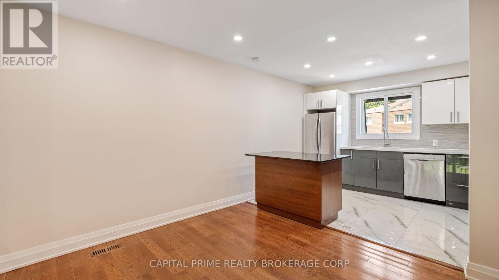 #36 250 BRIDLETOWNE CIRCLE - 5