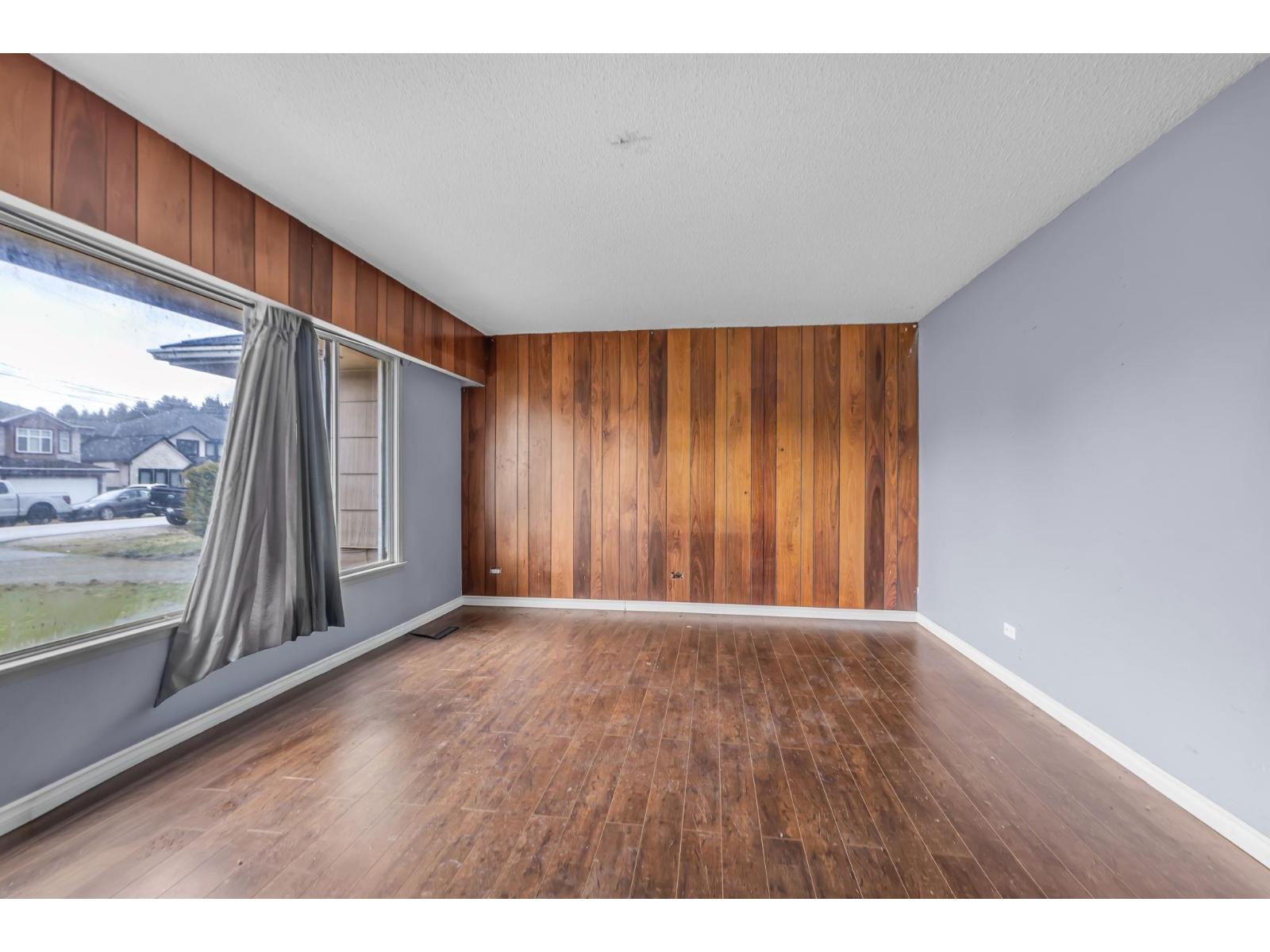 3 Bed, 1 Bath House for Sale in Surrey – 8498 122 STREET, Surrey – MLS# R3147077 - Image 6