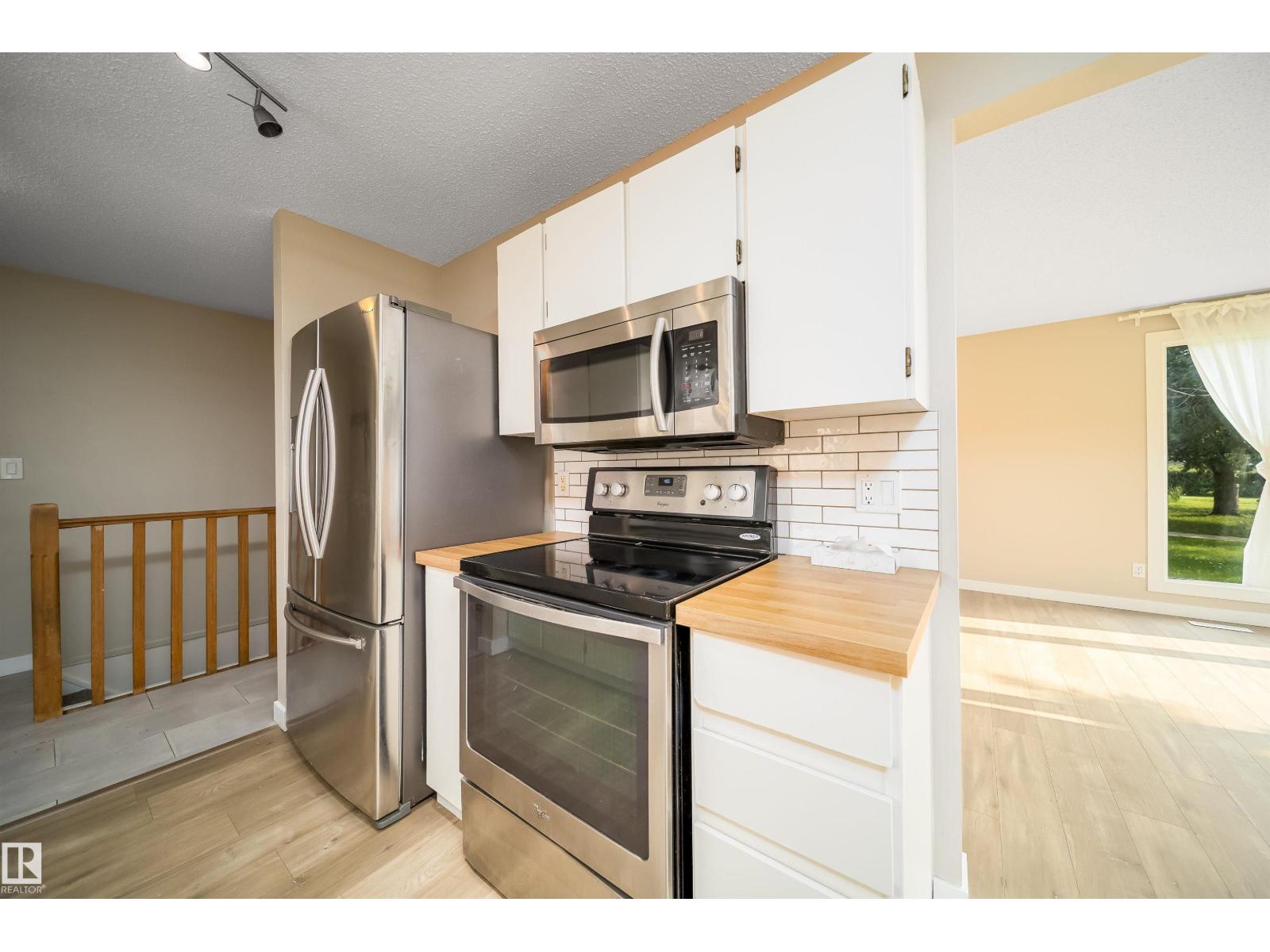 1719 37 ST NW, Daly Grove, Edmonton photo 1