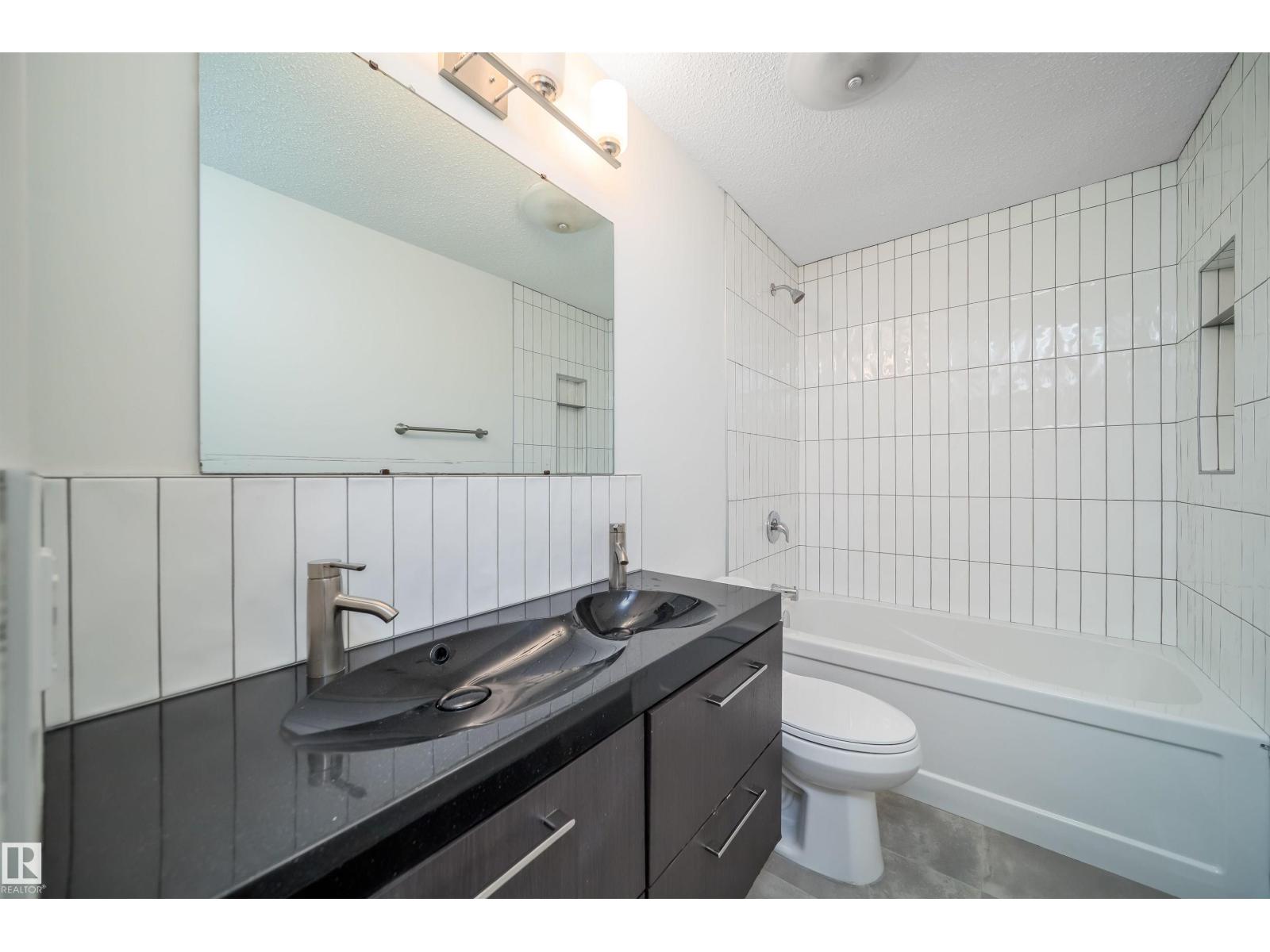 1719 37 ST NW - 26
