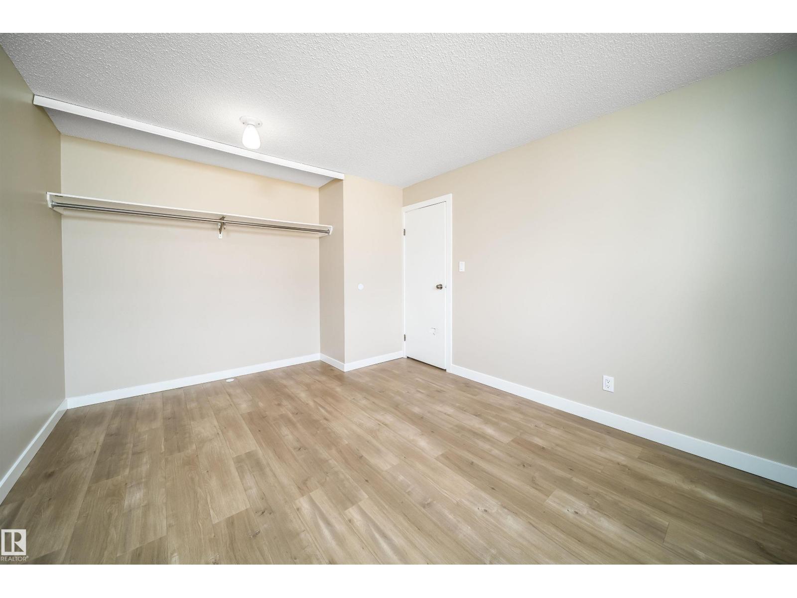 1719 37 ST NW - 28