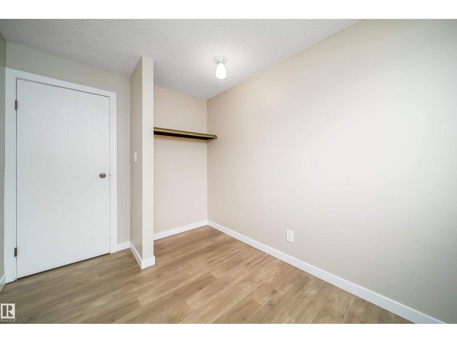 1719 37 ST NW - 32
