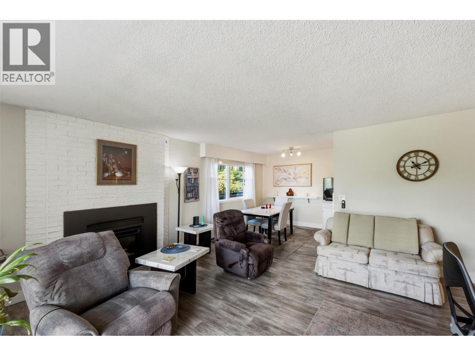 #106 22 Abbott Street - 6