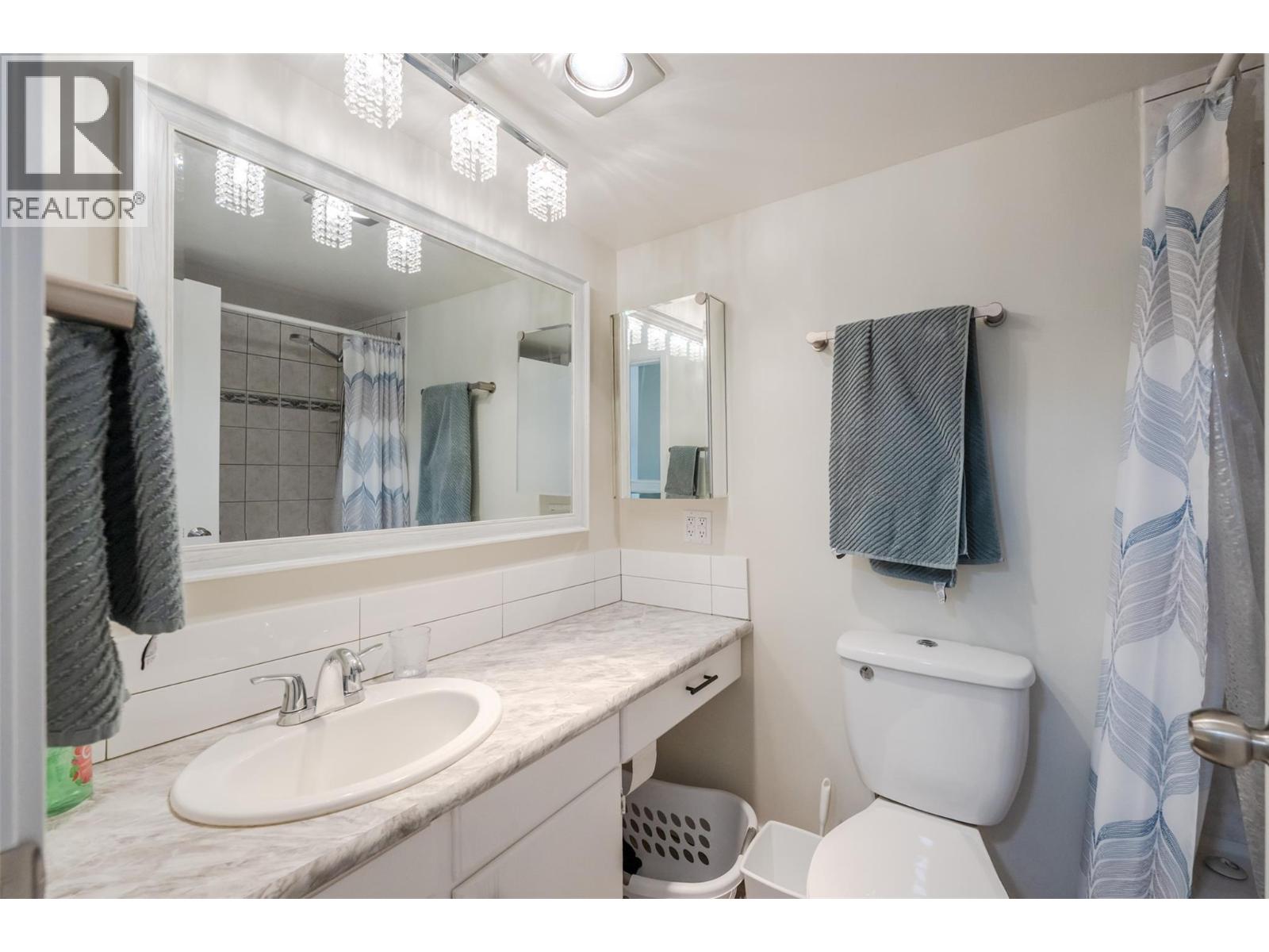 #106 22 Abbott Street - 8