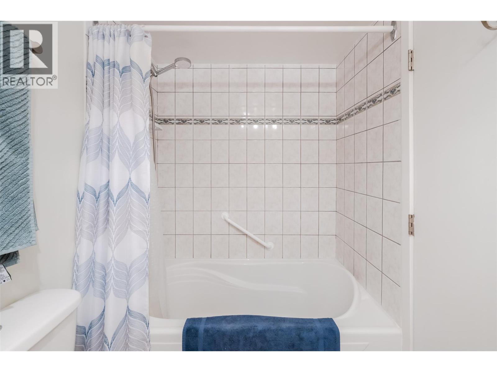 #106 22 Abbott Street - 21
