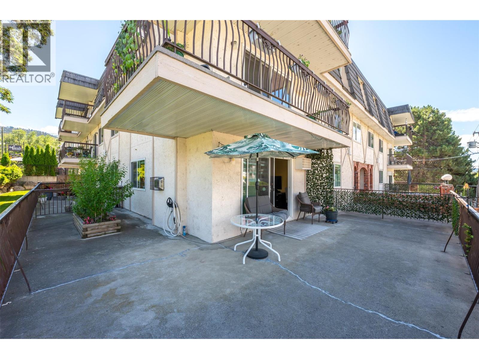 #106 22 Abbott Street - 9
