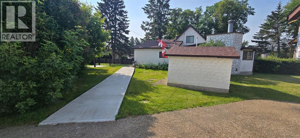 4902 52 Street - 5