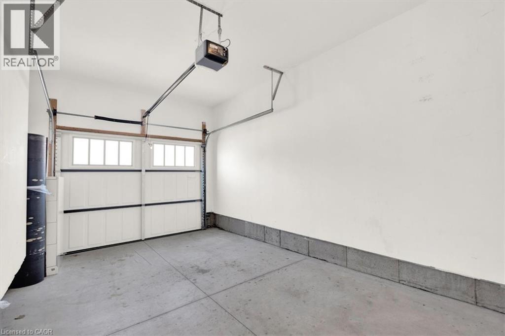 9338 WHITE OAK Avenue - 36