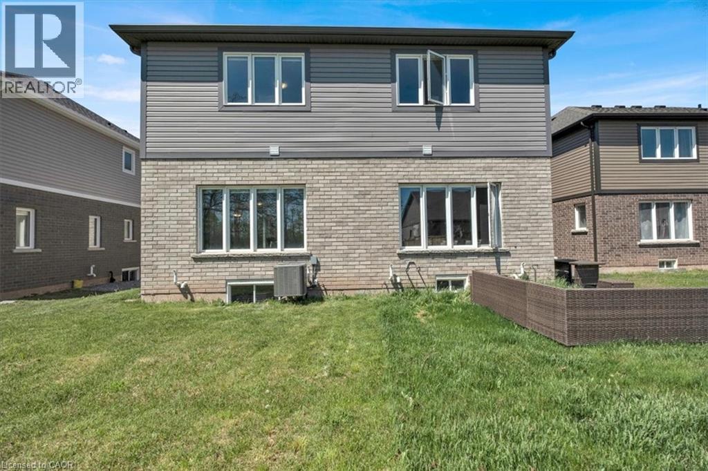 9338 WHITE OAK Avenue - 42
