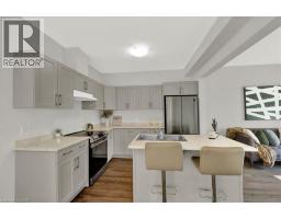 Kitchen/Dining room - 9338 White Oak Avenue, Niagara Falls, ON L2G3P6 Photo 8