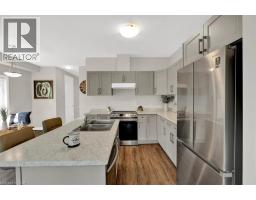 2pc Bathroom - 9338 White Oak Avenue, Niagara Falls, ON L2G3P6 Photo 9