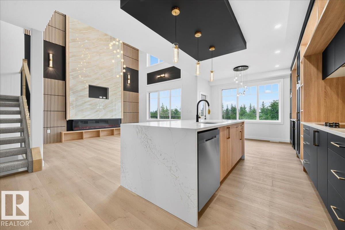 427 172 AV NW NW - 24