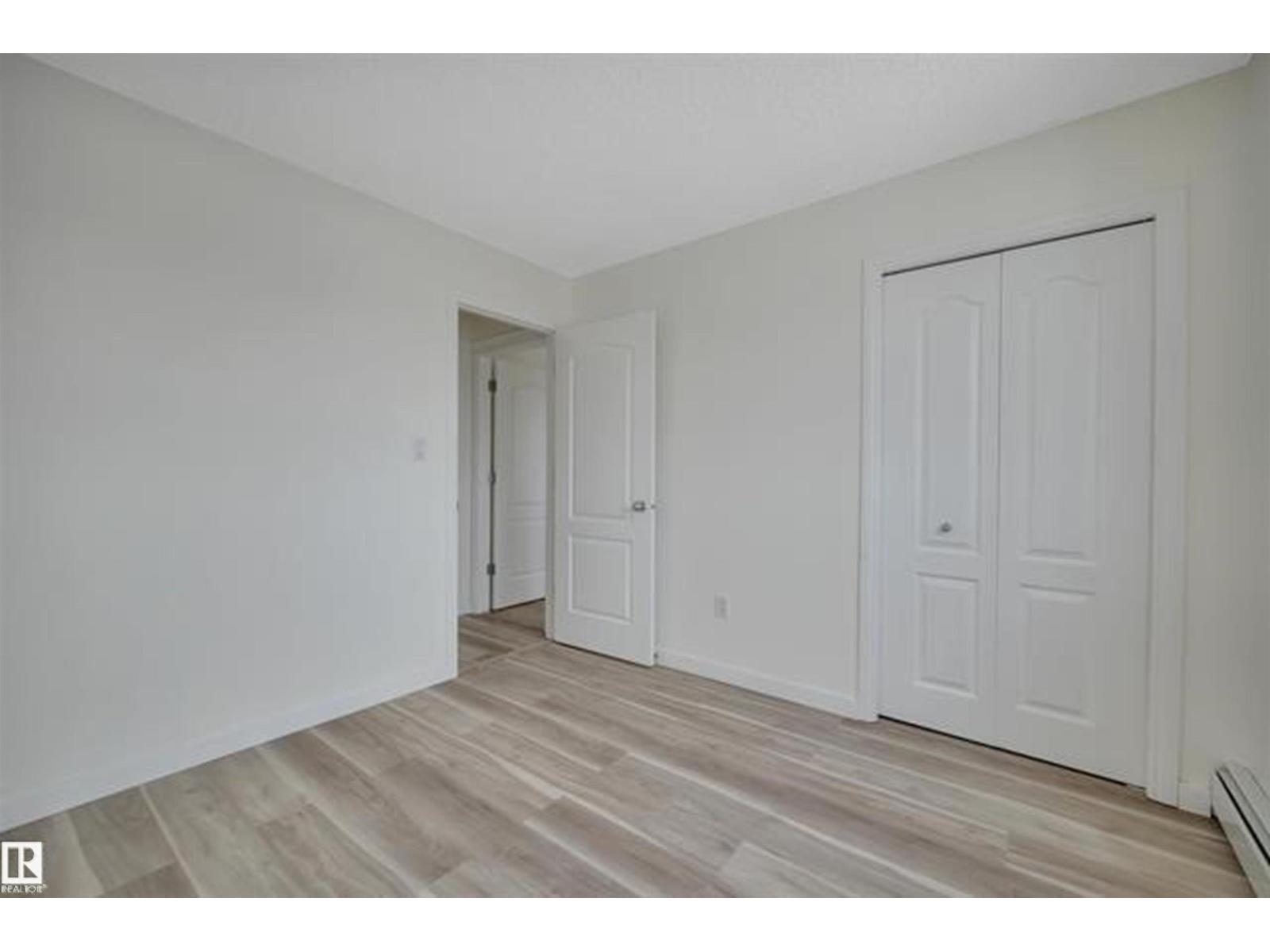#10 4616 47 ST - 23