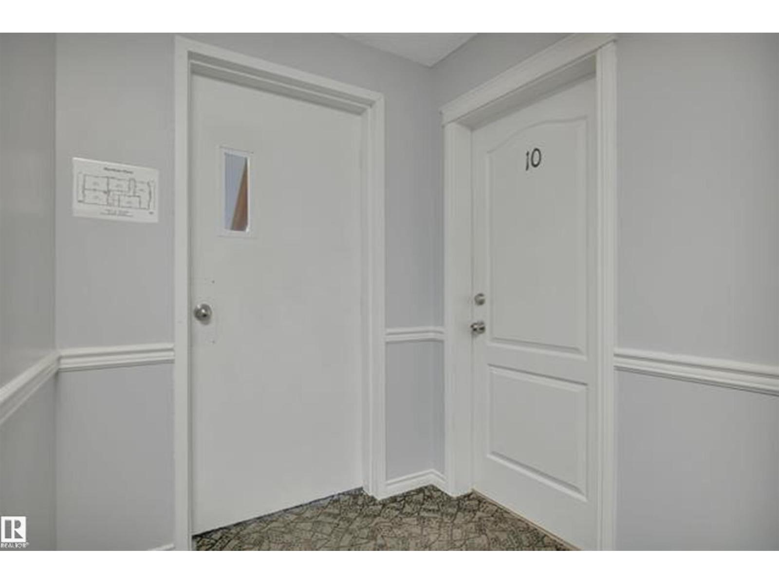 #10 4616 47 ST - 5