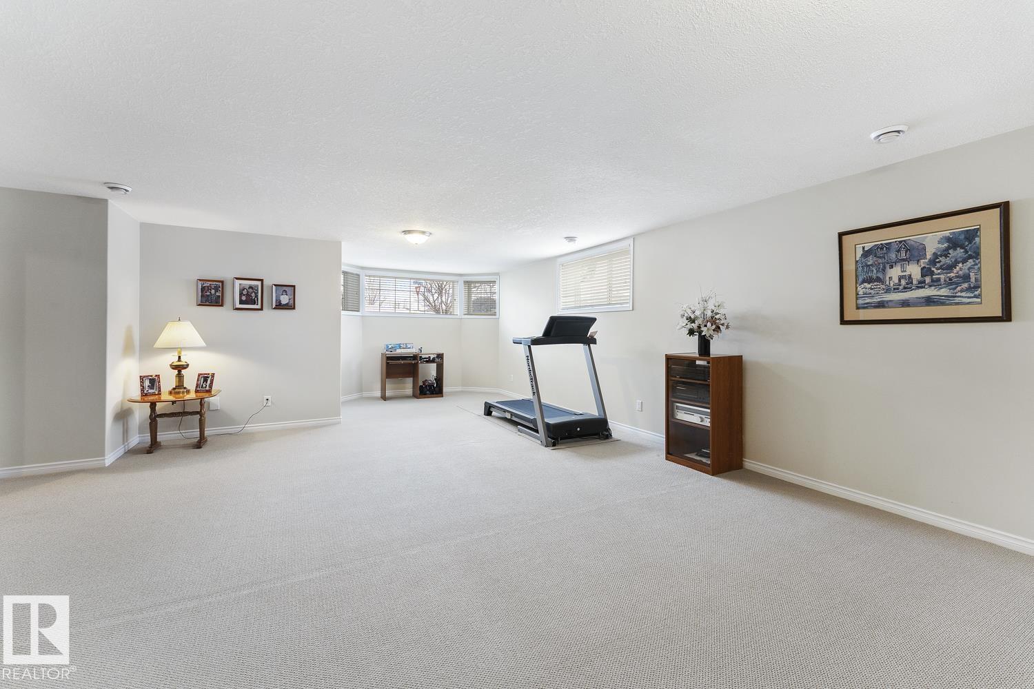 2602 6 AV - Image 20