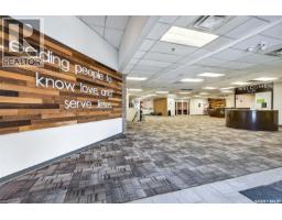 637 Main Street N, Moose Jaw, SK S6H0W6 Photo 6