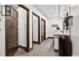 637 Main Street N, Moose Jaw, SK S6H0W6 Photo 12