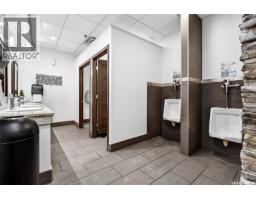 637 Main Street N, Moose Jaw, SK S6H0W6 Photo 11