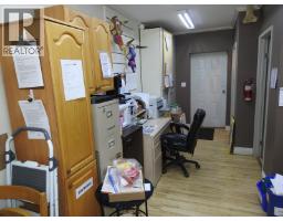 1975 Vernon Street, Lumby, BC V0E2G0 Photo 18