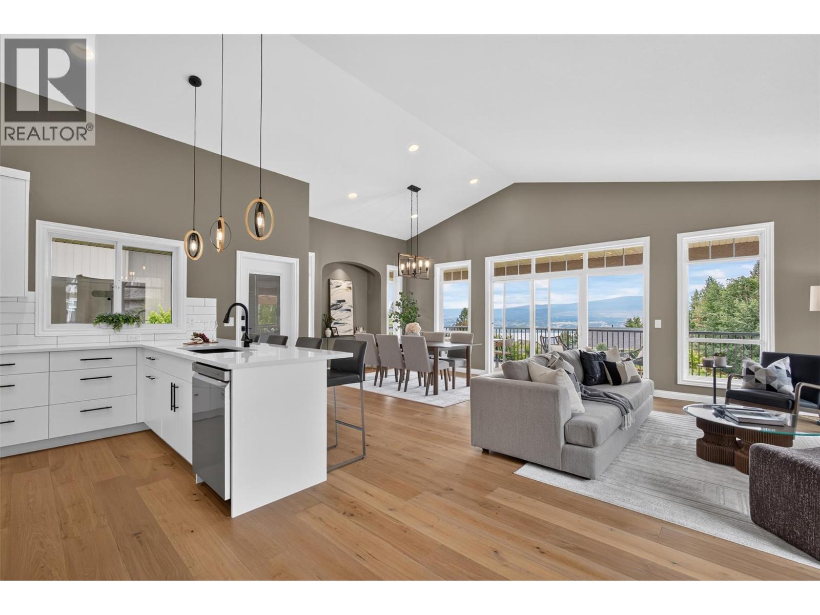 1274 Lakeview Cove Place - Image 7