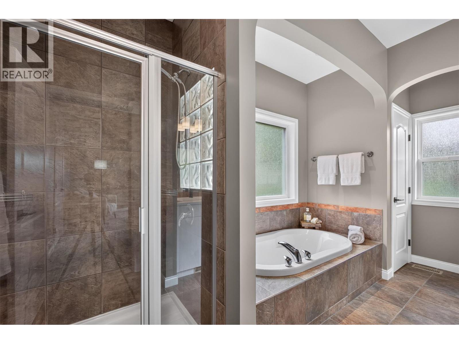1274 Lakeview Cove Place - 18