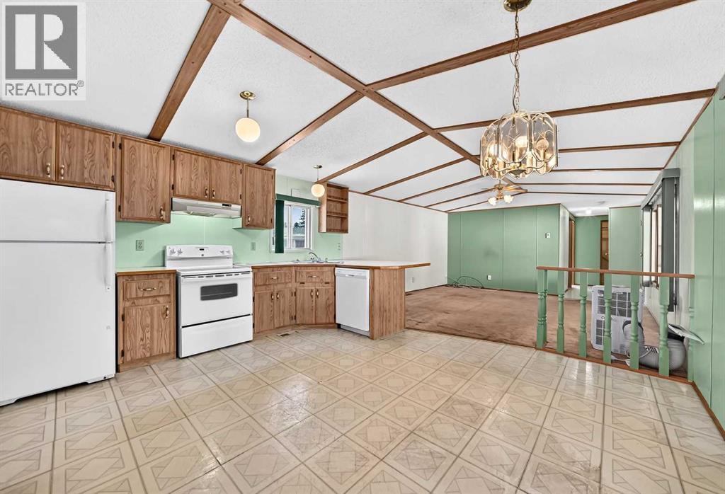 3218 Burroughs Manor NE - 10