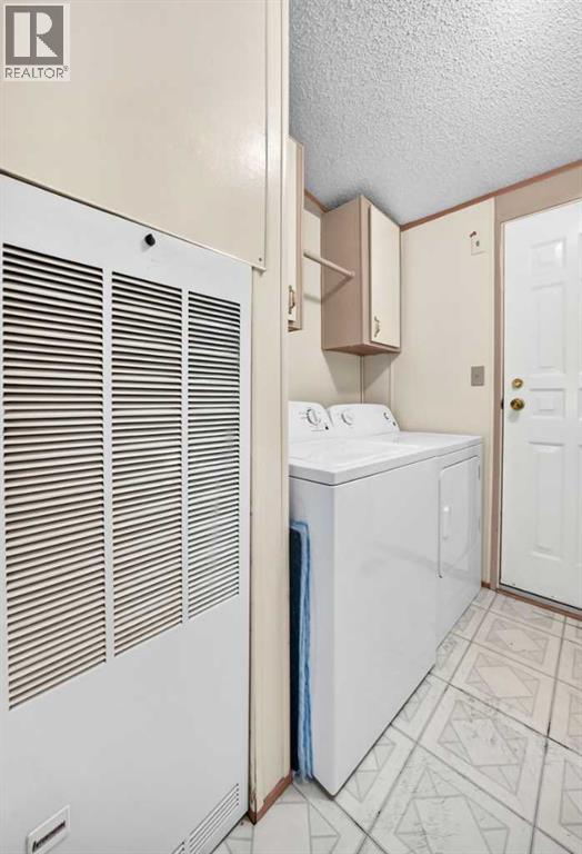 3218 Burroughs Manor NE - 31